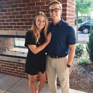 Meet your Posher, Lyndsey